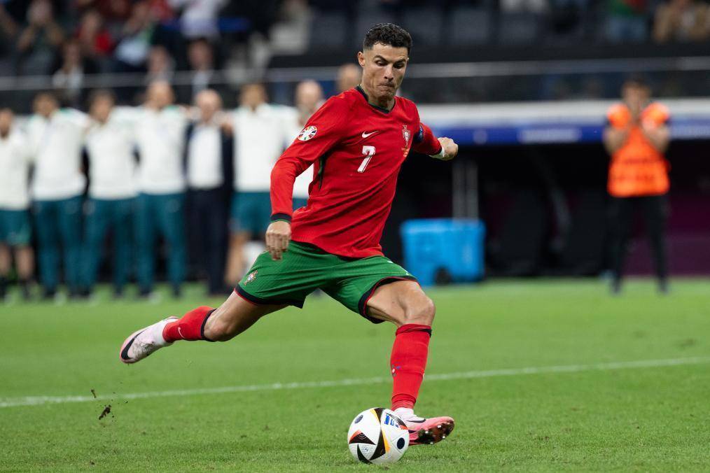 他球队树立 他球队树立