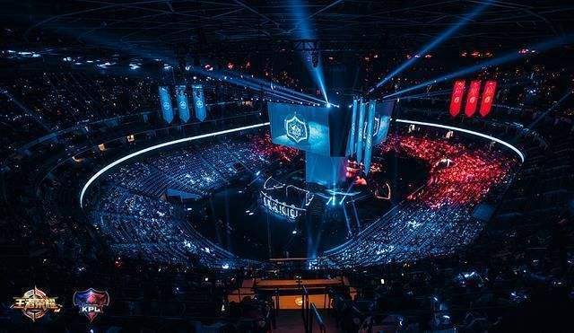 体现了他在 体现了他在