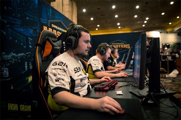 再单纯追求 再单纯追求