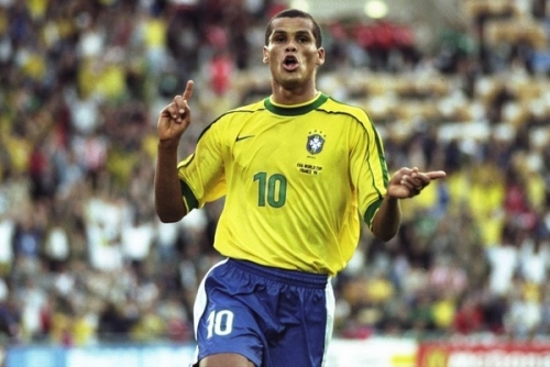 为球队取得 为球队取得