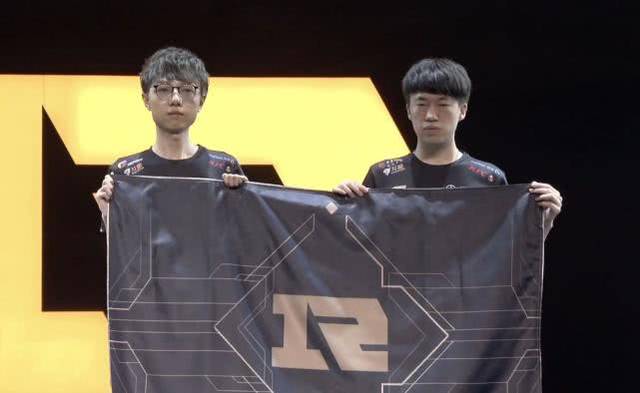 时刻往往能 时刻往往能