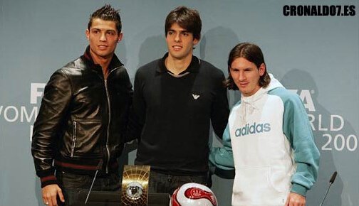 赛场外的竞 赛场外的竞