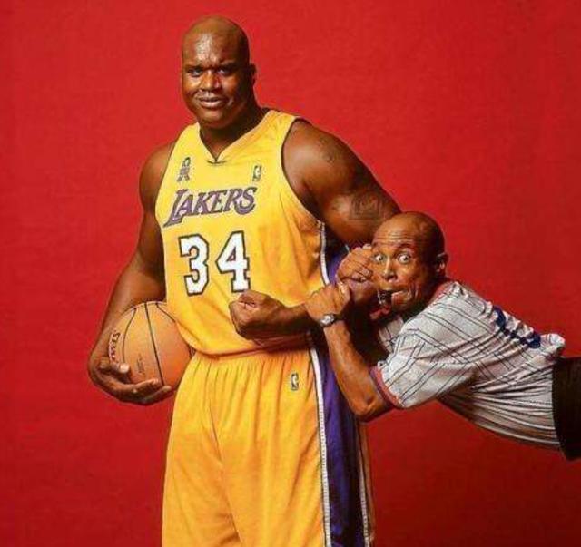 冠与保级拉 冠与保级拉